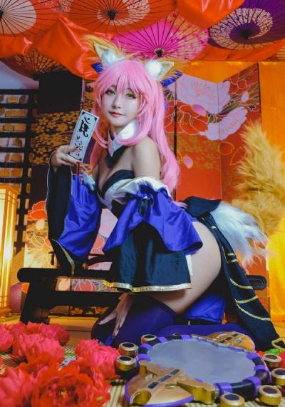 亚洲精品喷潮av_720手机在线看