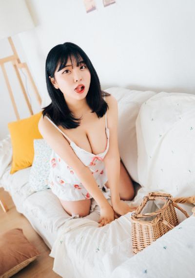 欧美丰乳翘臀艺术图片_高清免费在线播放