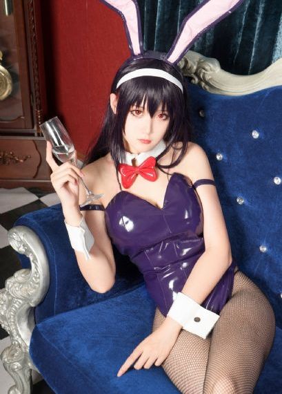 欧美成熟典雅的美女_720电视剧在线观看