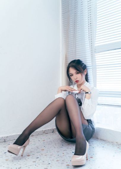 欧美live直播平台定制_BD完整在线观看