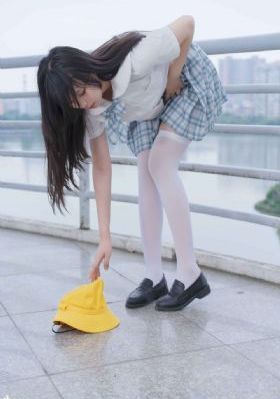 欧美牛仔大外套街拍_BD英语免费在线播放