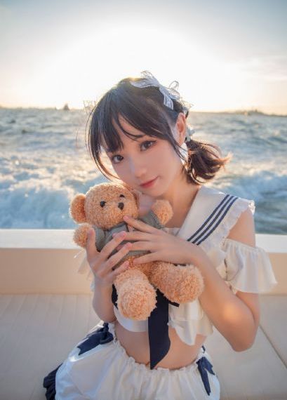 欧美女生抽烟霸气图片_BD英语完整版观看